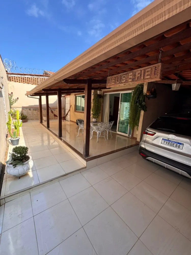 Casa, 3 quartos, 157 m² - Foto 1