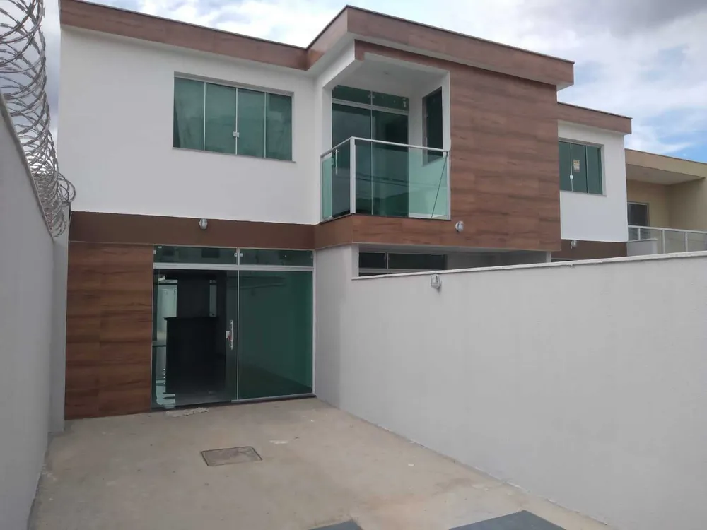 Casa, 3 quartos, 174 m² - Foto 1