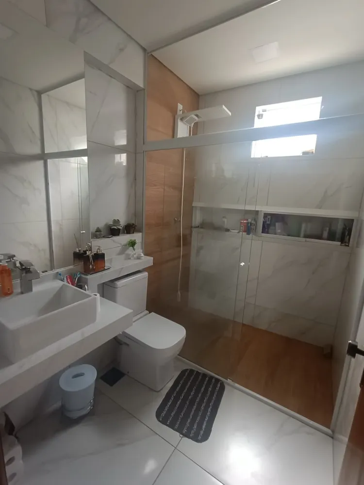 Casa, 3 quartos, 212 m² - Foto 4