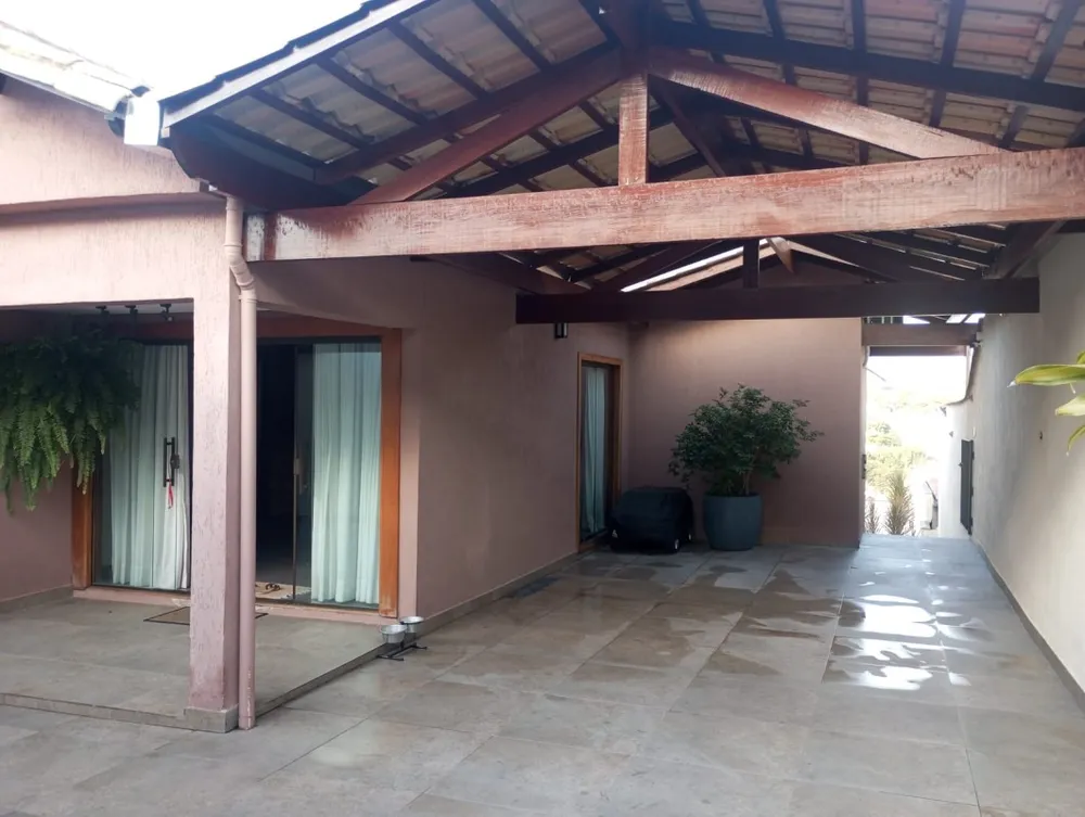 Casa, 3 quartos, 229 m² - Foto 3