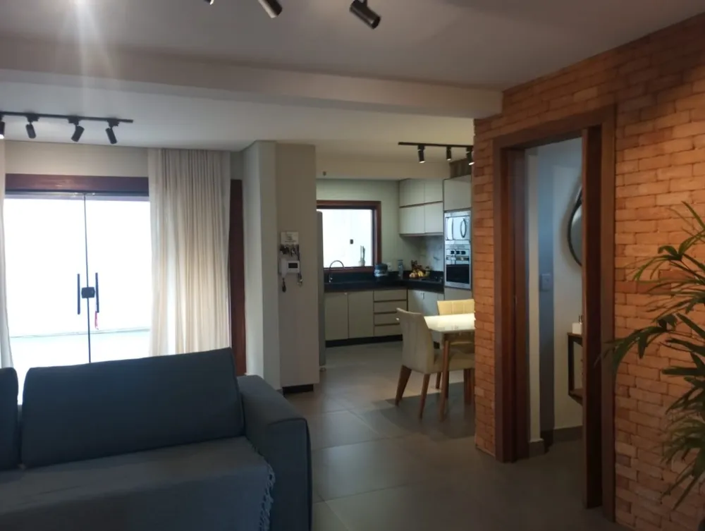 Casa, 3 quartos, 229 m² - Foto 8