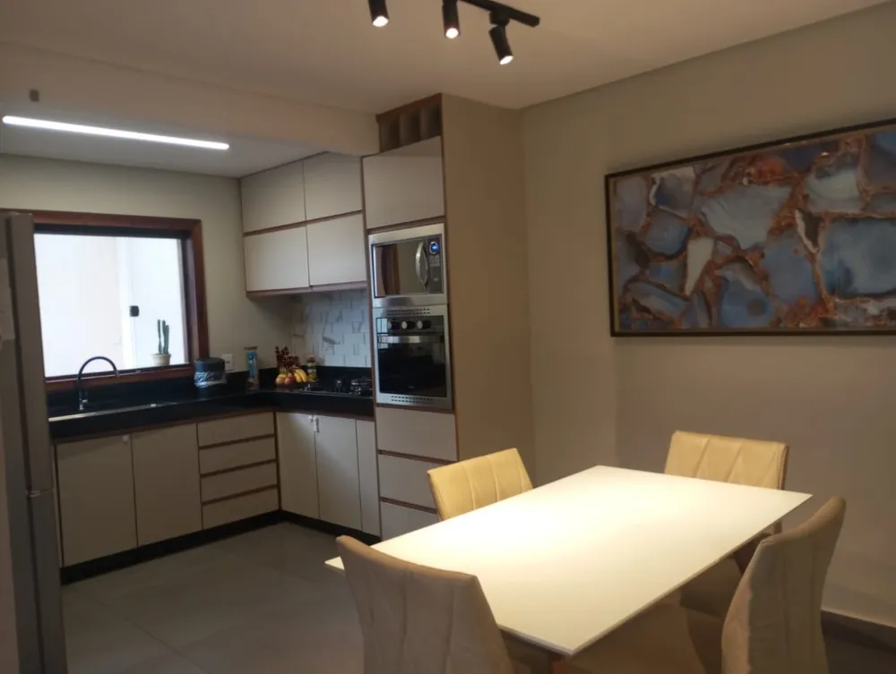 Casa, 3 quartos, 229 m² - Foto 12