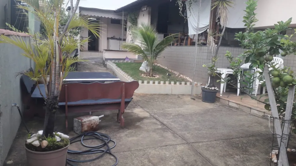 Casa, 4 quartos, 390 m² - Foto 1