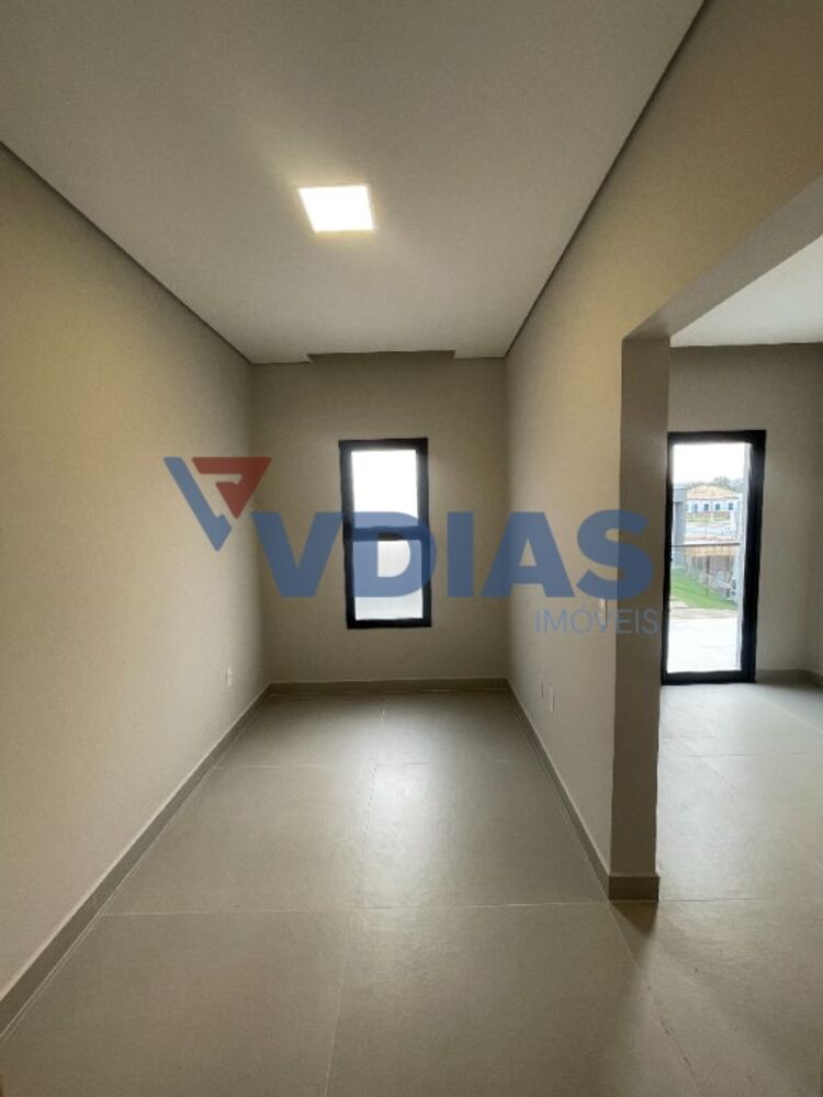 Casa de Condomínio à venda com 3 quartos, 306m² - Foto 4