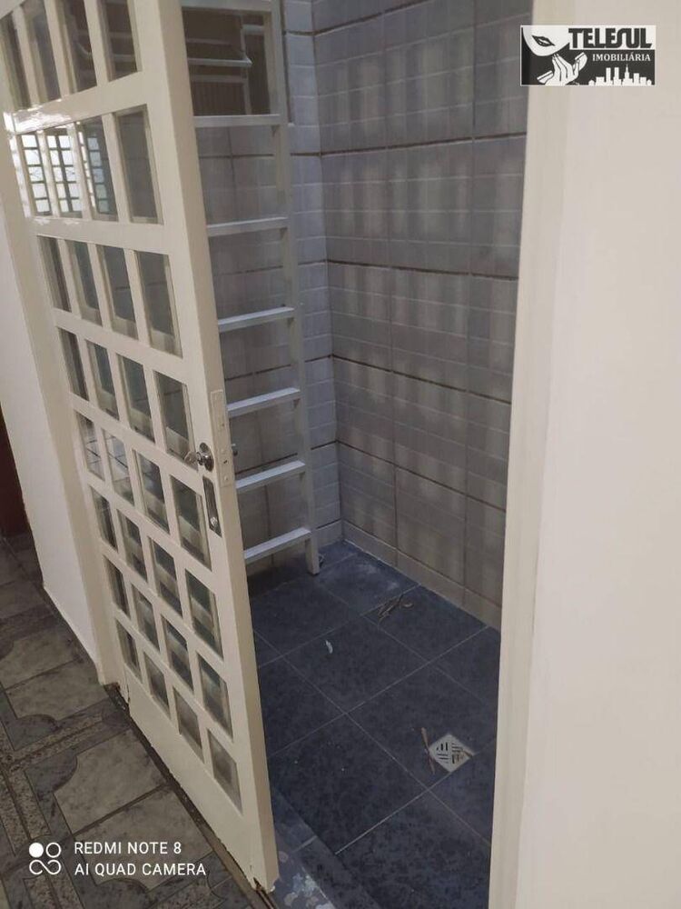Casa à venda com 3 quartos, 195m² - Foto 8