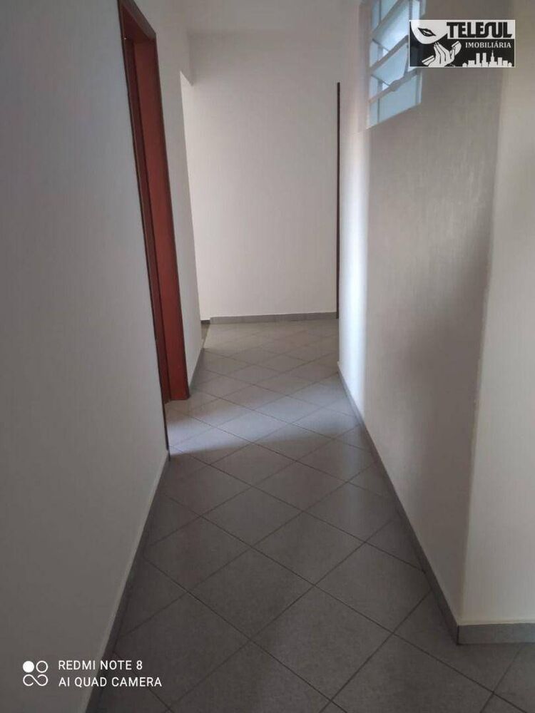 Casa à venda com 3 quartos, 195m² - Foto 3