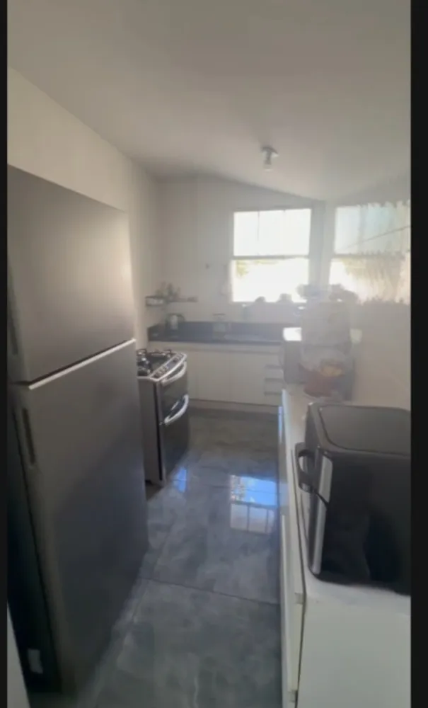 Casa, 3 quartos, 220 m² - Foto 1