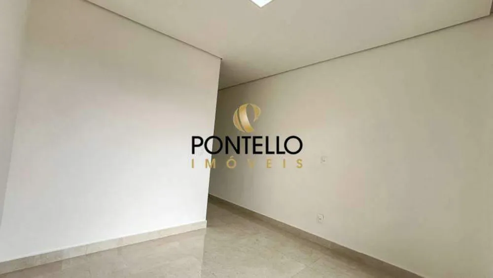 Casa, 3 quartos, 215 m² - Foto 1