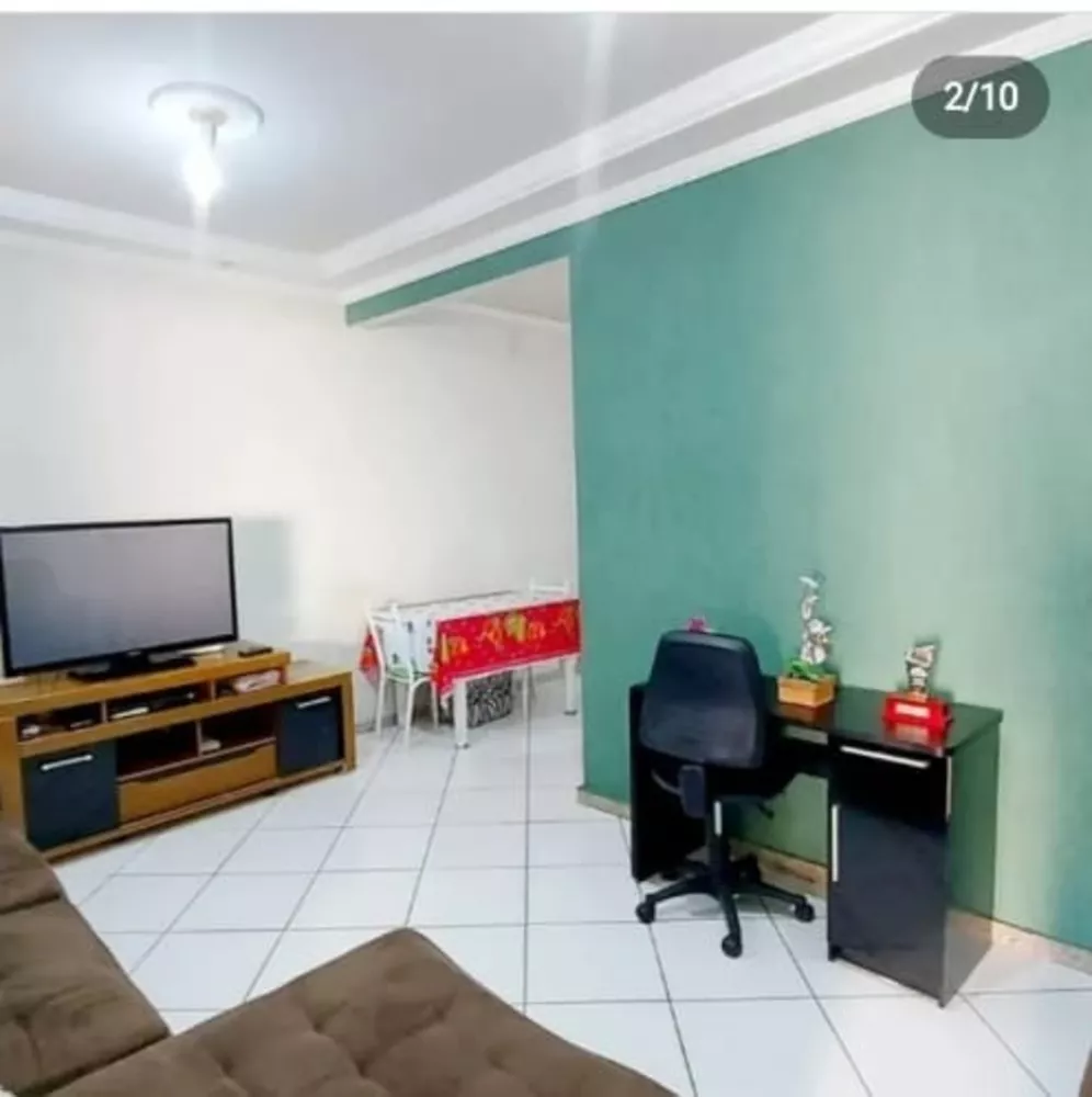 Casa à venda com 3 quartos, 85m² - Foto 1