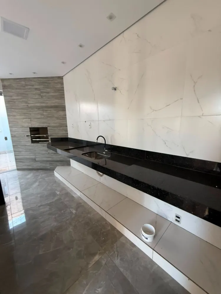 Casa, 3 quartos, 196 m² - Foto 3