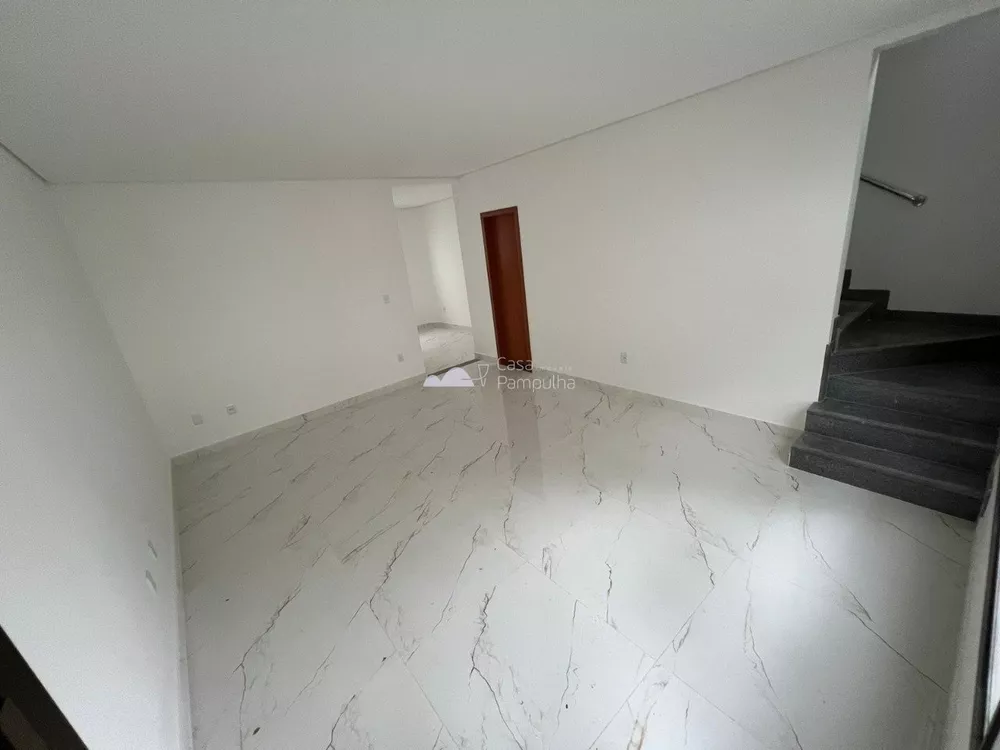 Casa à venda com 3 quartos, 165m² - Foto 2