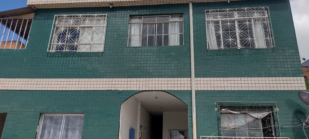 Casa, 7 quartos, 200 m² - Foto 1