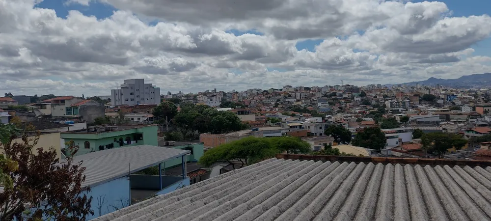 Casa, 7 quartos, 200 m² - Foto 2