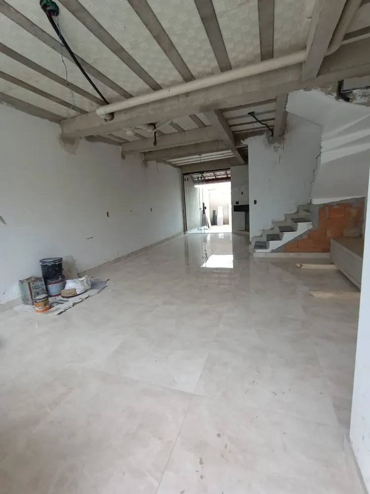Casa, 3 quartos, 98 m² - Foto 2