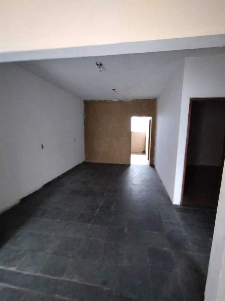 Casa, 2 quartos, 300 m² - Foto 4