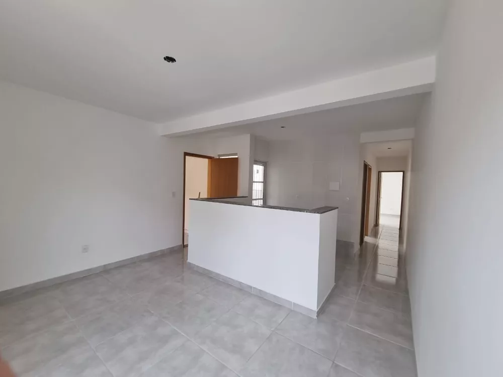 Apartamento à venda com 2 quartos, 65m² - Foto 1