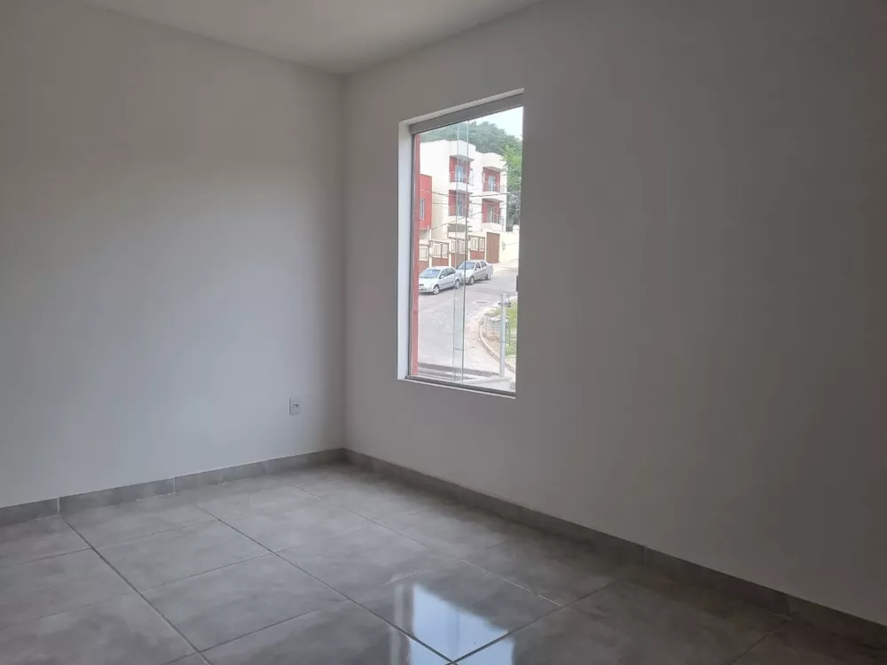 Apartamento à venda com 2 quartos, 65m² - Foto 4