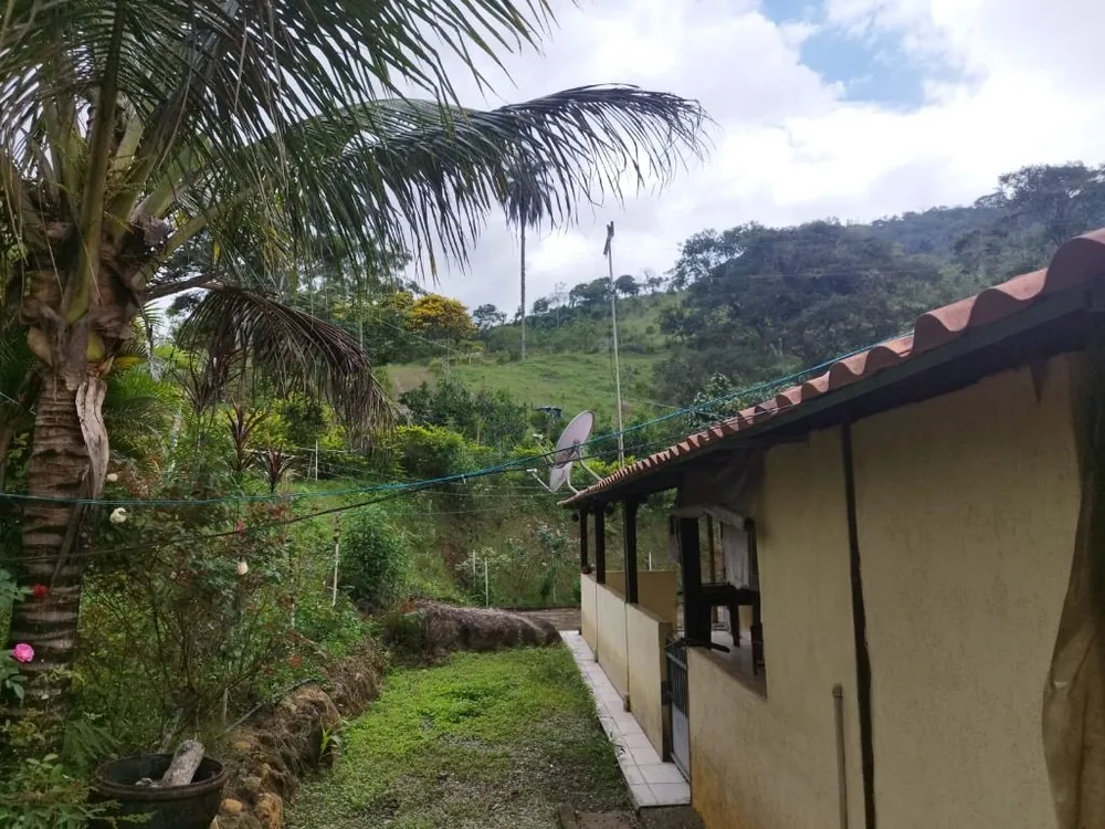 Sítio, 3 quartos, 20000 m² - Foto 1