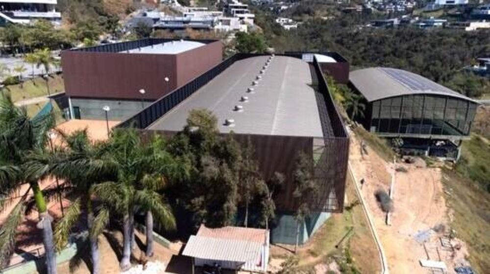 Terreno à venda, 1600m² - Foto 2