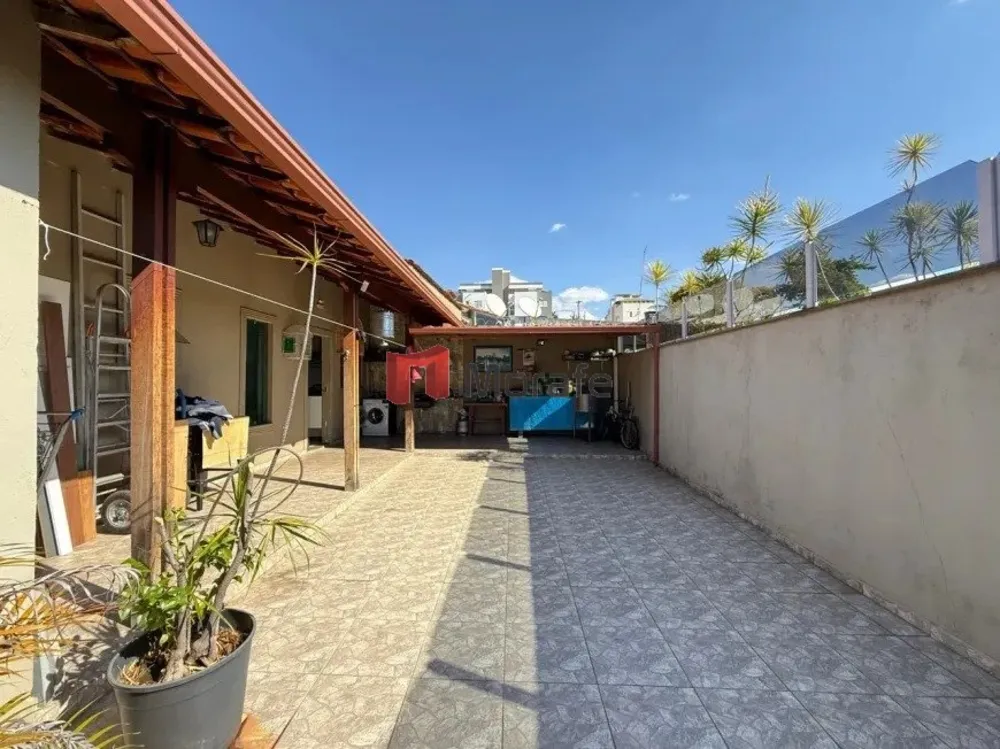 Casa, 3 quartos, 235 m² - Foto 4