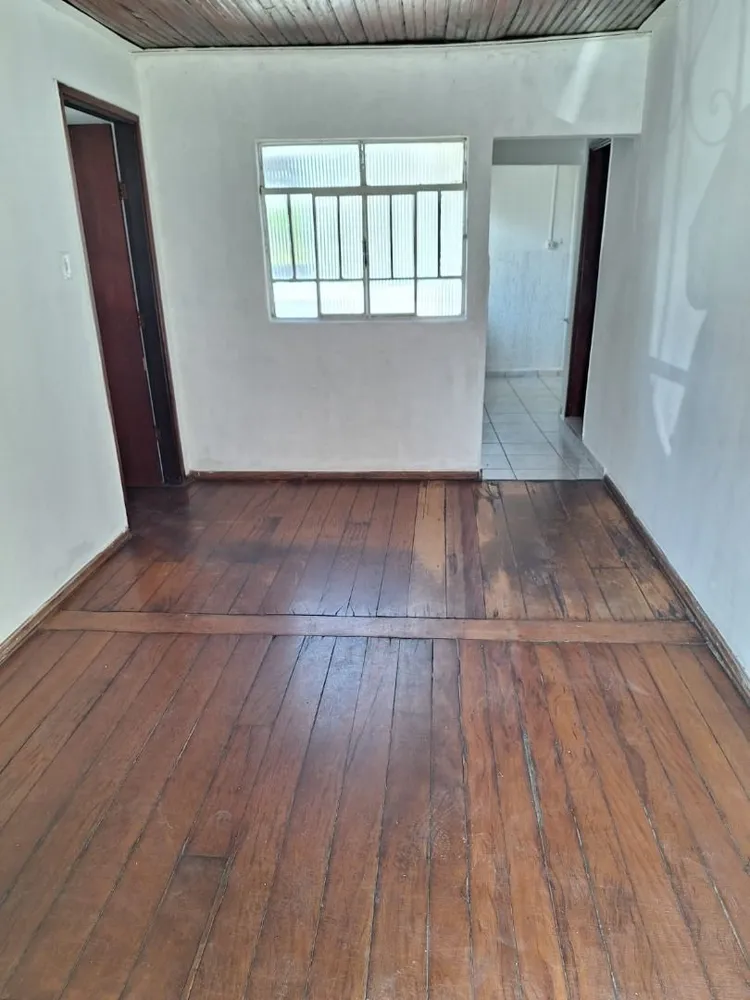 Casa, 5 quartos, 162 m² - Foto 1