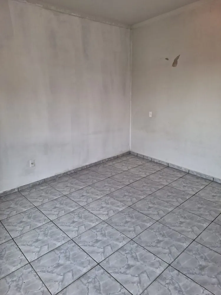 Casa, 5 quartos, 162 m² - Foto 2
