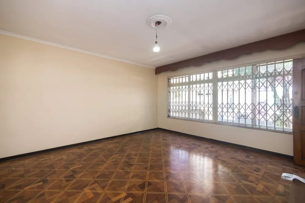 Casa, 6 quartos, 208 m² - Foto 1