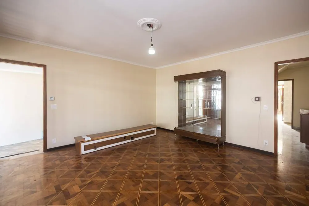 Casa, 6 quartos, 208 m² - Foto 2