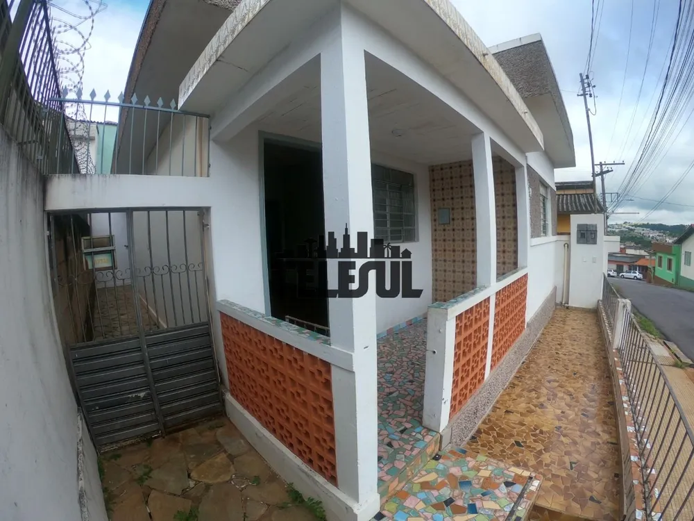 Casa, 3 quartos, 215 m² - Foto 2