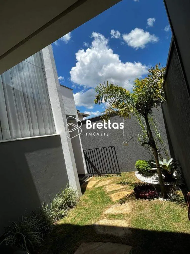 Casa, 3 quartos, 263 m² - Foto 2