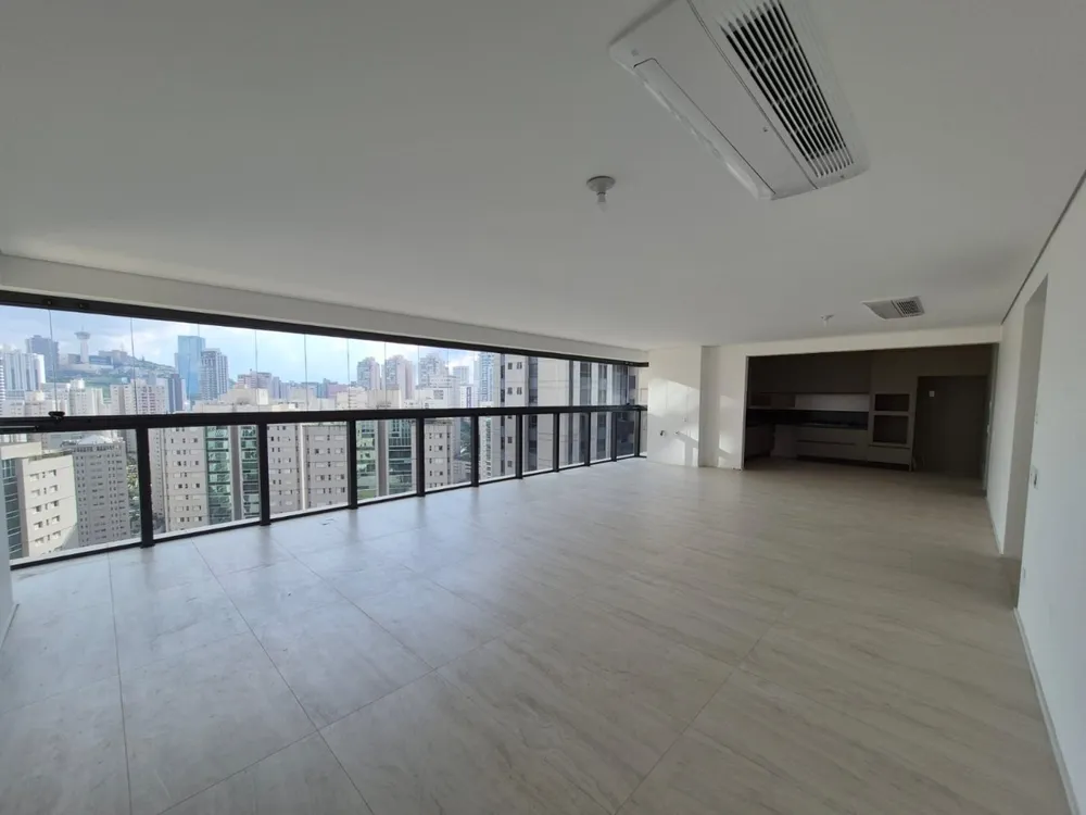 Apartamento, 4 quartos, 225 m² - Foto 1