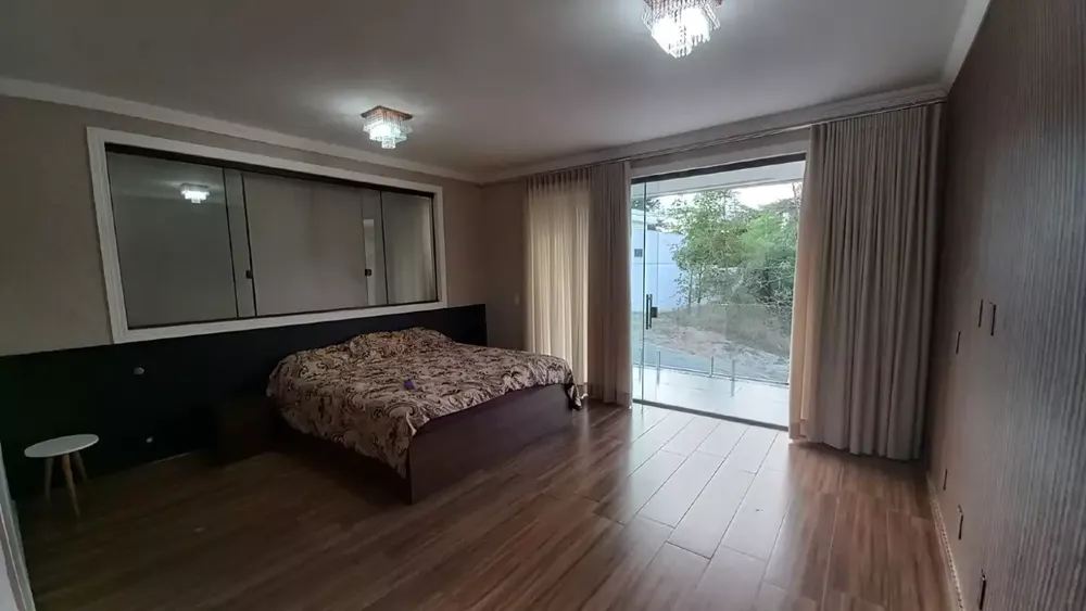 Casa, 3 quartos, 308 m² - Foto 2