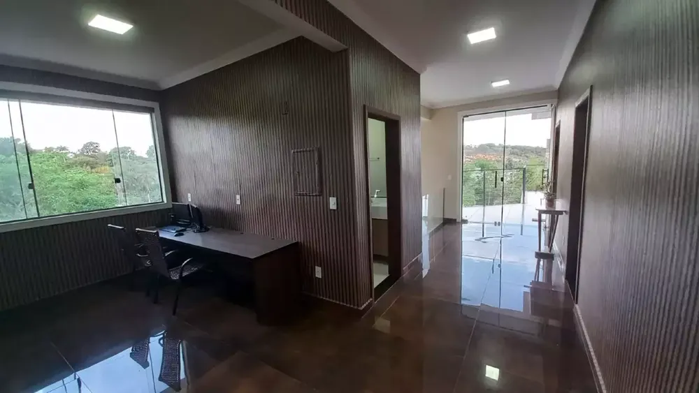 Casa, 3 quartos, 308 m² - Foto 3