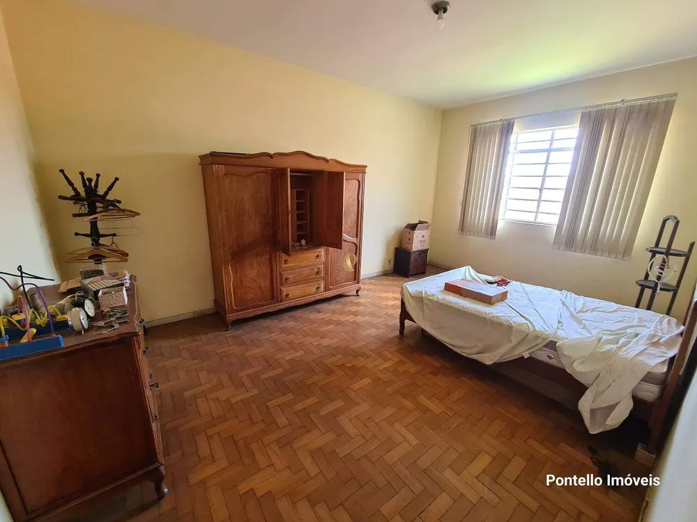 Casa, 4 quartos, 280 m² - Foto 8
