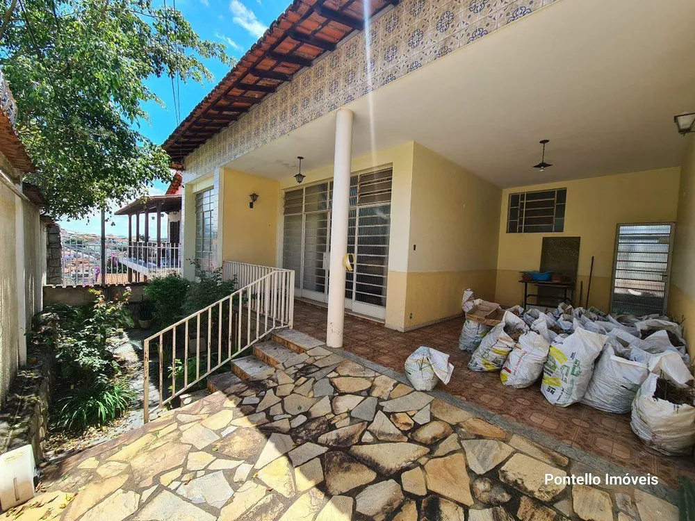 Casa, 4 quartos, 280 m² - Foto 2