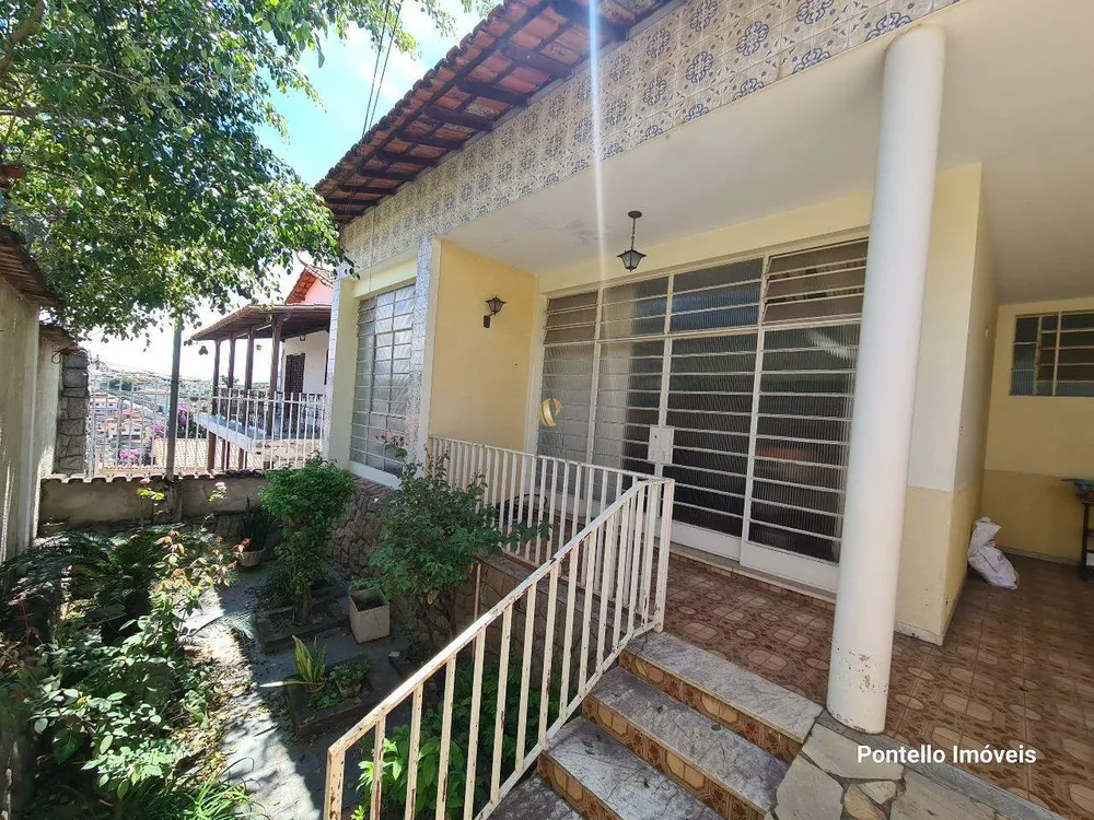 Casa, 4 quartos, 280 m² - Foto 1