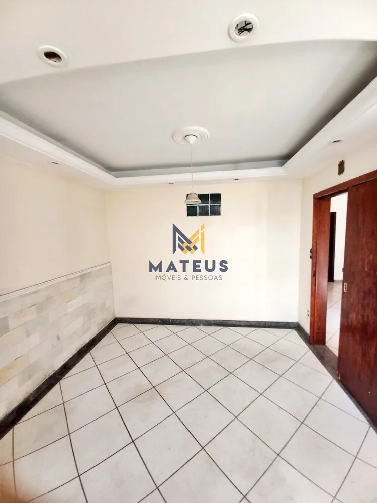 Casa, 3 quartos, 199 m² - Foto 2