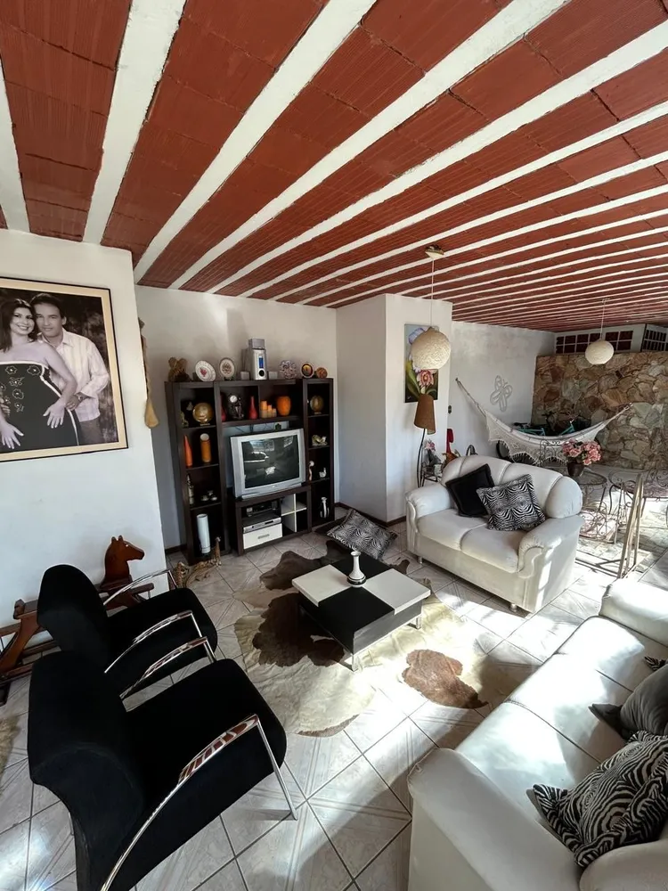Casa, 5 quartos, 140 m² - Foto 4