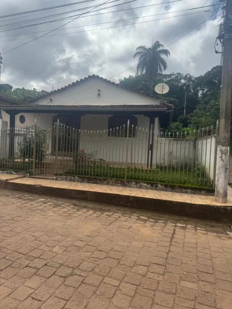Casa, 4 quartos, 180 m² - Foto 1
