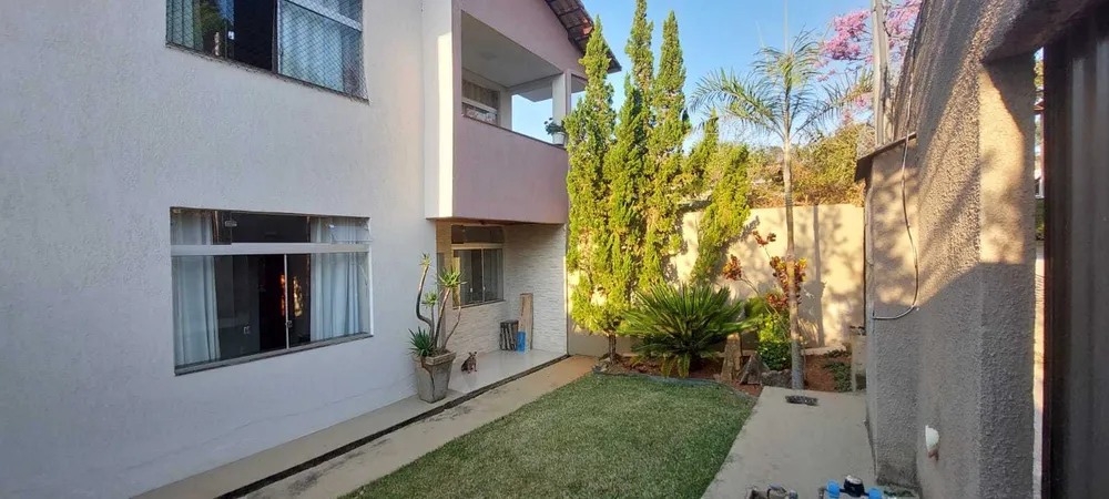 Casa, 4 quartos, 184 m² - Foto 2