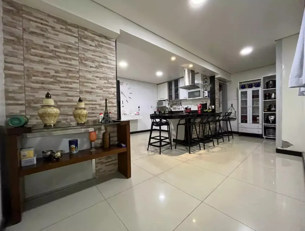 Casa, 3 quartos, 253 m² - Foto 11