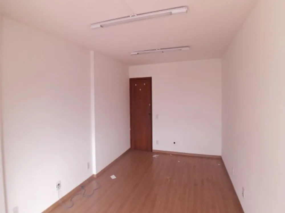 Sala-Conjunto, 600 m² - Foto 2