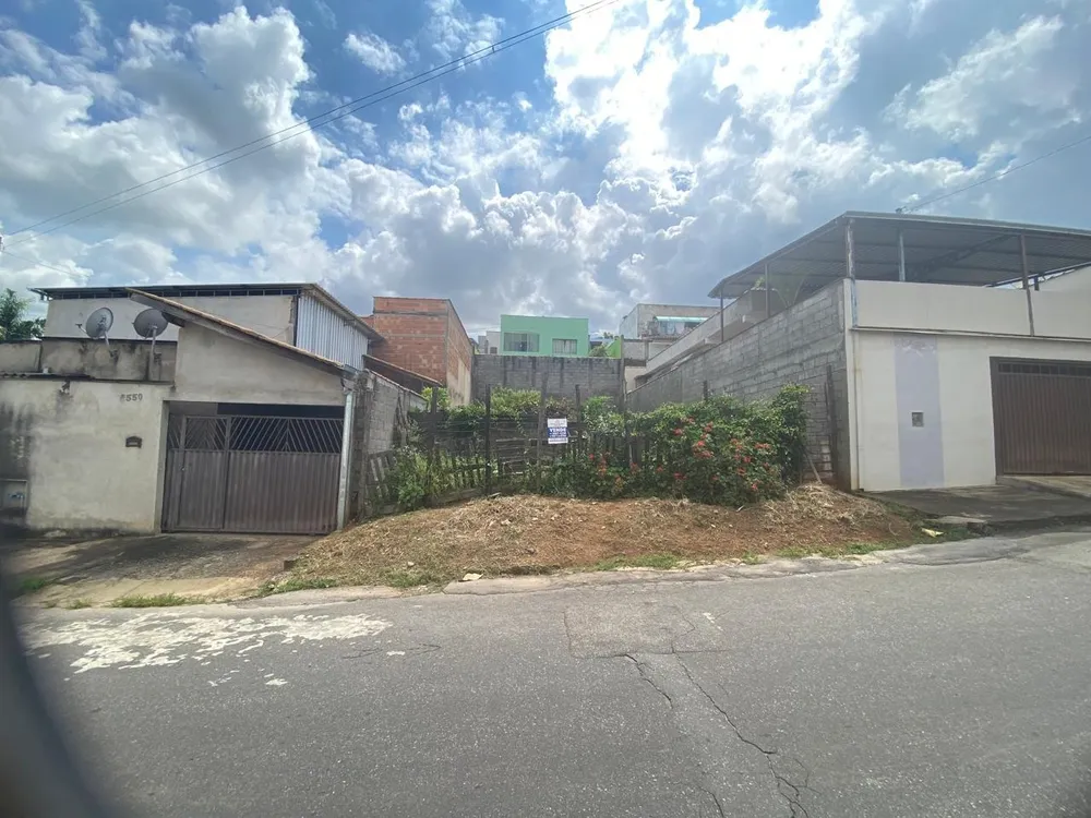 Terreno, 200 m² - Foto 1