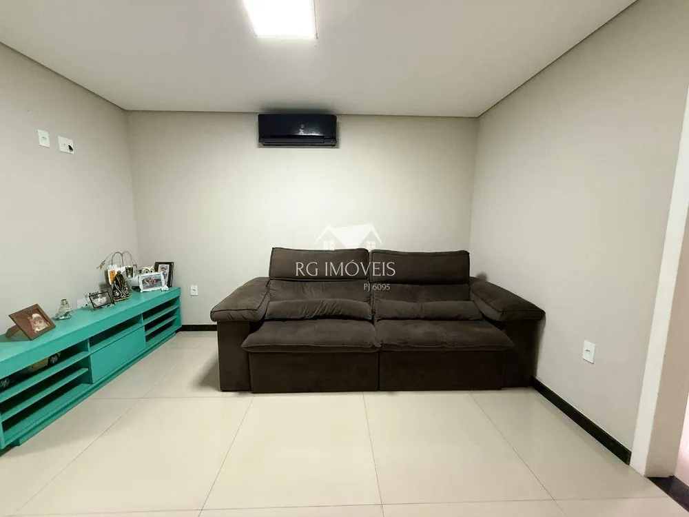Casa, 3 quartos, 198 m² - Foto 13