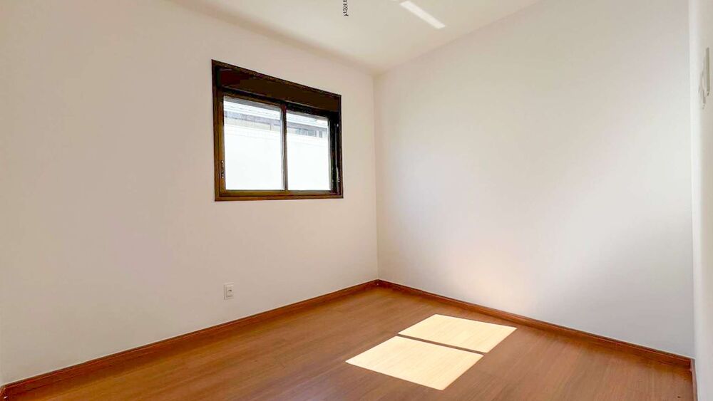 Apartamento à venda com 3 quartos, 191m² - Foto 7