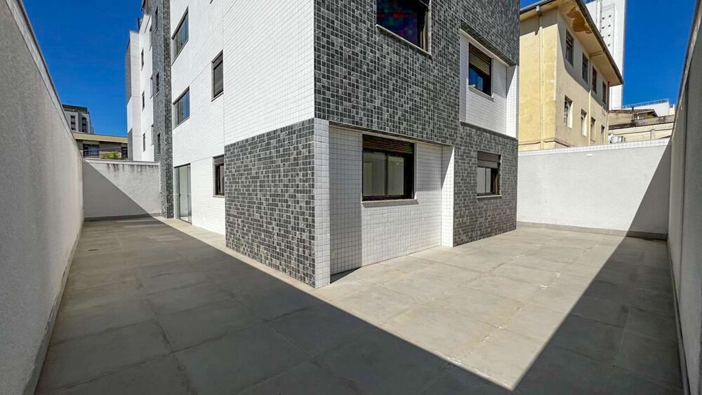 Apartamento à venda com 3 quartos, 191m² - Foto 4