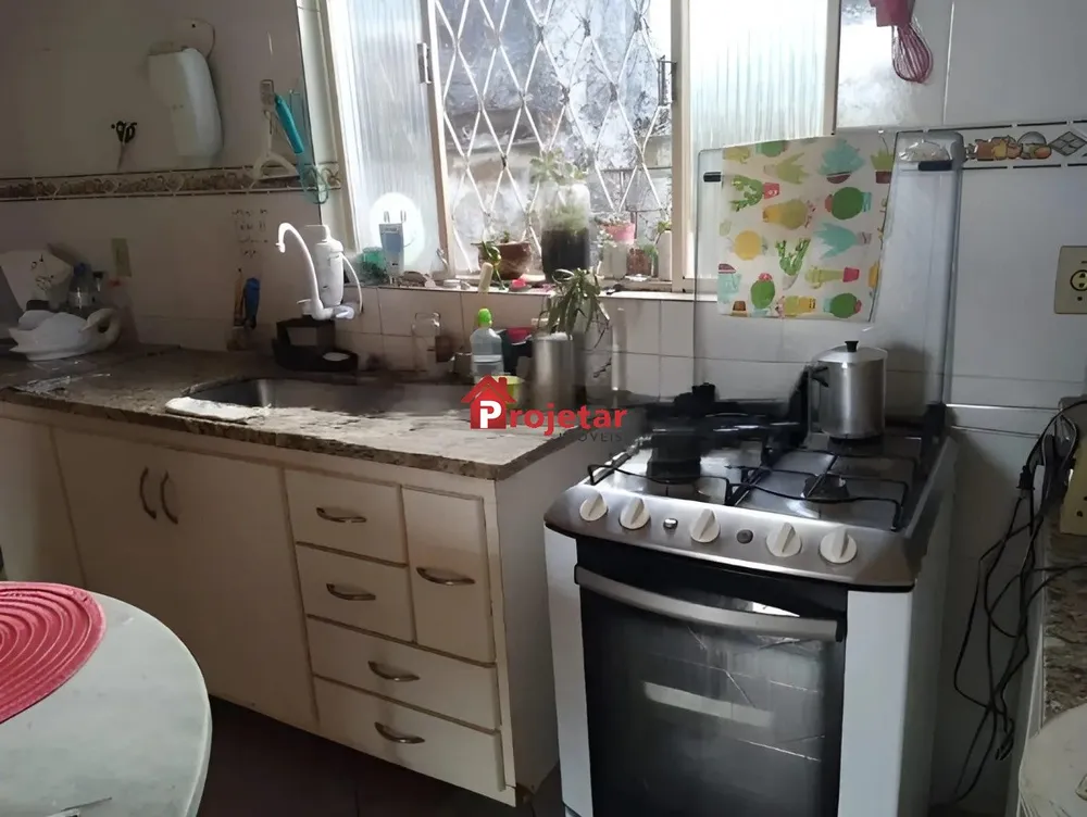 Casa, 3 quartos, 200 m² - Foto 2