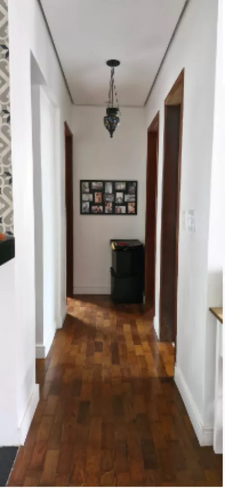 Apartamento à venda com 2 quartos, 61m² - Foto 1