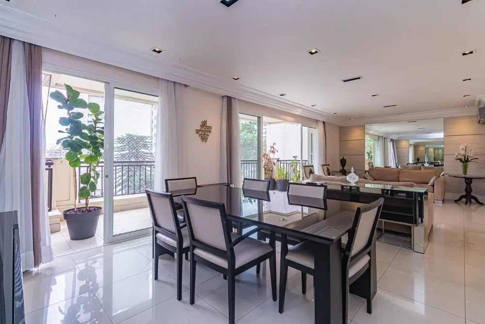 Apartamento, 4 quartos, 210 m² - Foto 1