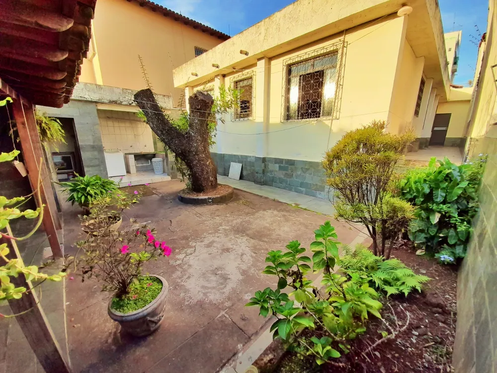 Casa, 4 quartos, 360 m² - Foto 1